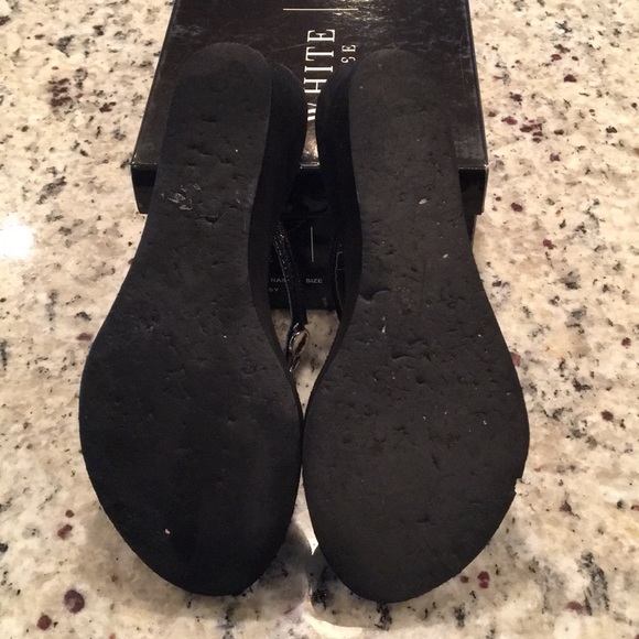 White House Black Market Thong Wedges - Picture 5 of 6